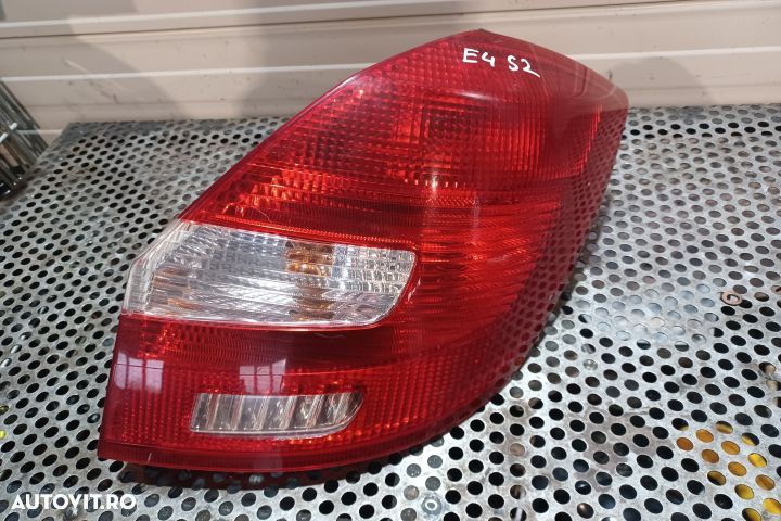 Lampa / Tripla stop dreapta pe aripa 5J6945096 Skoda Fabia 5J [2007 - - 1