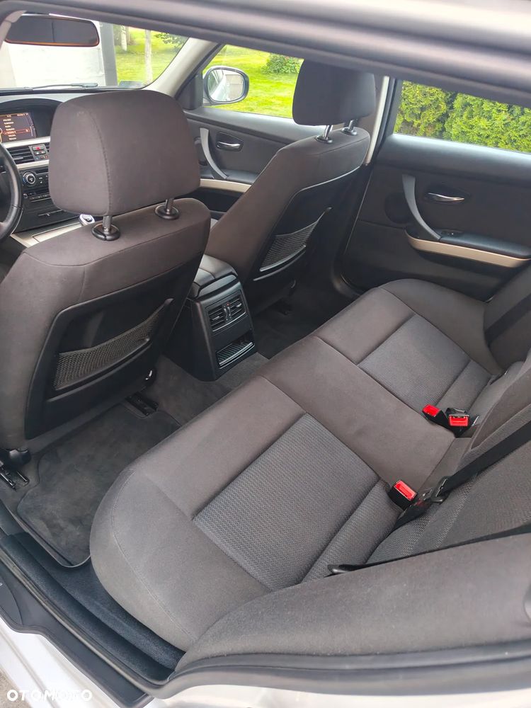 BMW Seria 3 316d - 11
