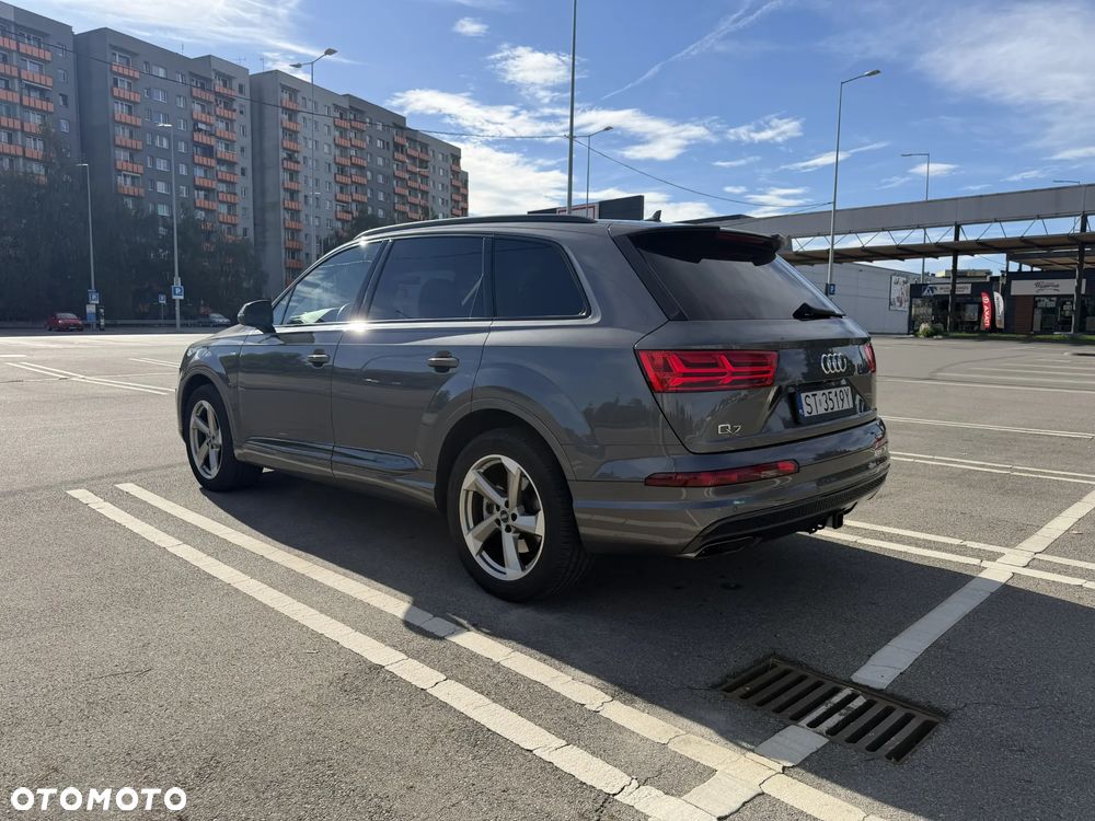 Audi Q7 - 5