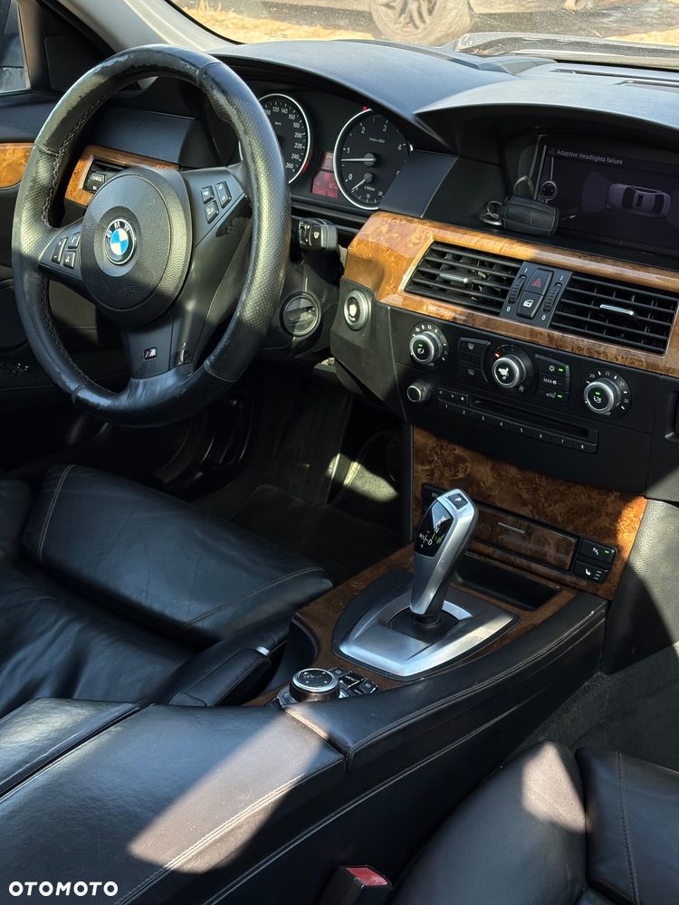 BMW Seria 5 525d Edition Exclusive - 9