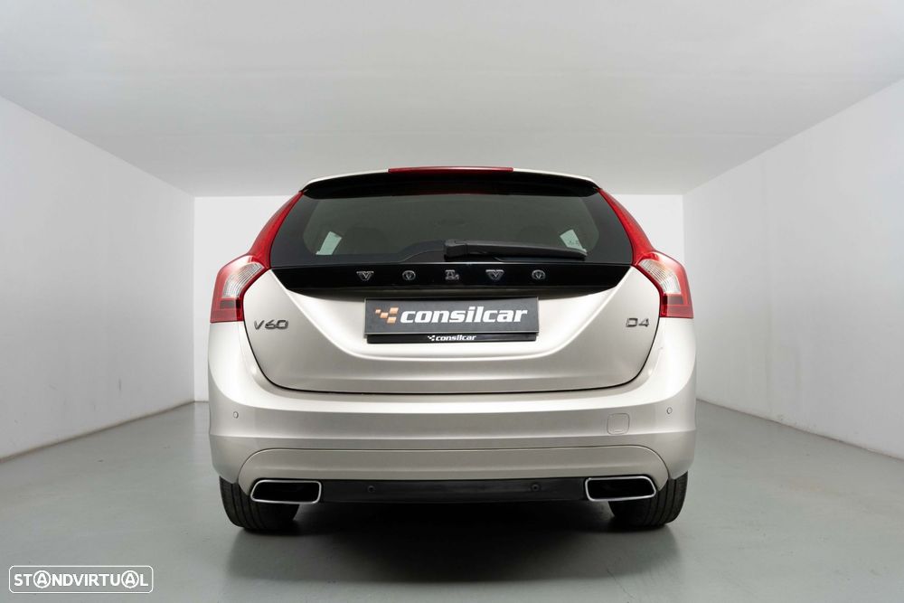 Volvo V60 2.0 D4 Kinetic - 5