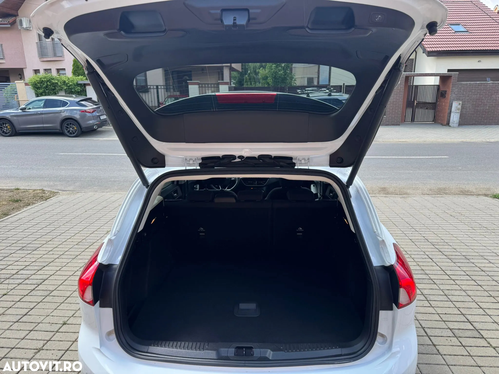 Ford Focus 2.0 EcoBlue Titanium - 25