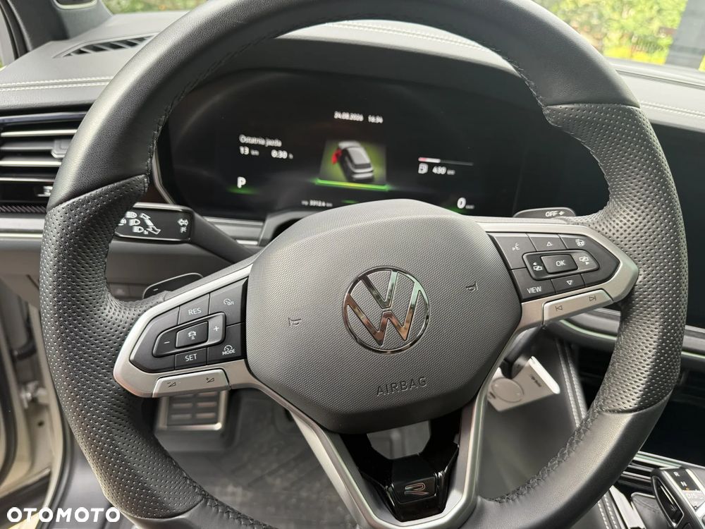 Volkswagen Touareg 3.0 V6 TDI 4Motion R-Line - 27