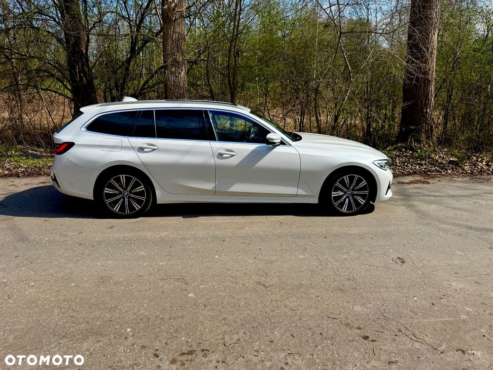 BMW Seria 3 320d xDrive Luxury Line - 3