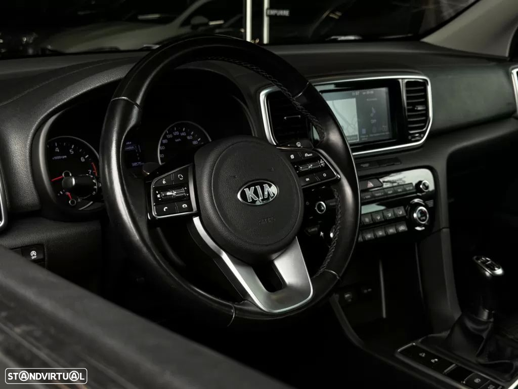 Kia Sportage 1.6 GDI ISG Urban - 17