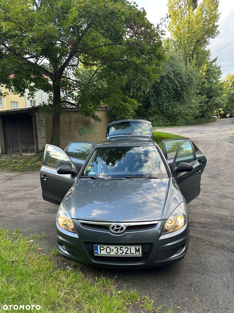 Hyundai I30 2009 photo 2