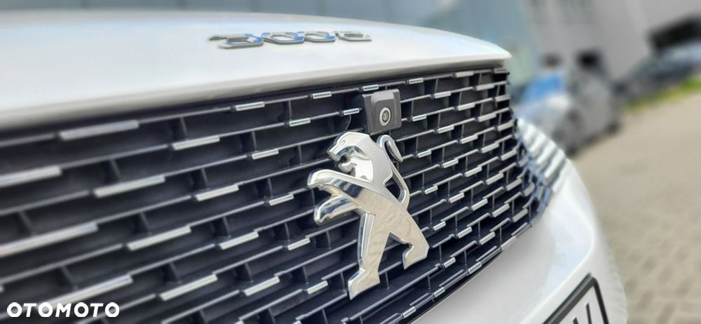 Peugeot 3008 1.2 PureTech Allure Pack S&S EAT8 - 33