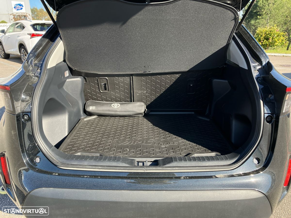 Toyota Yaris Cross - 10