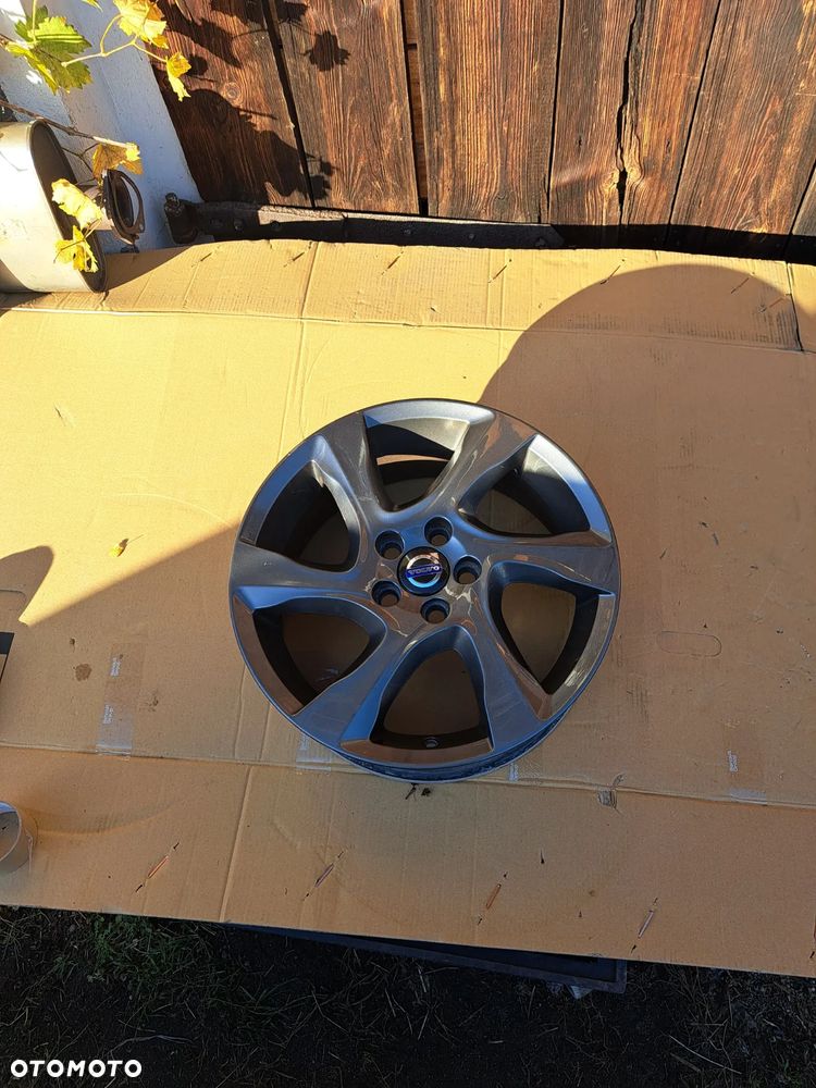 Felga aluminiowa Volvo V40 Cross Country 17 Cali 7.0Jx17H2 ET 50 Larenta 31381674 31399149 1x Alufelge Felge Wheel - 2