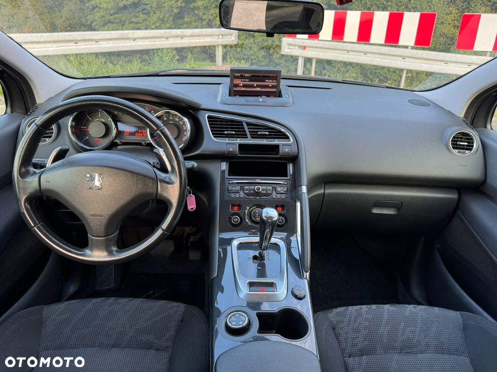 Peugeot 3008 - 18