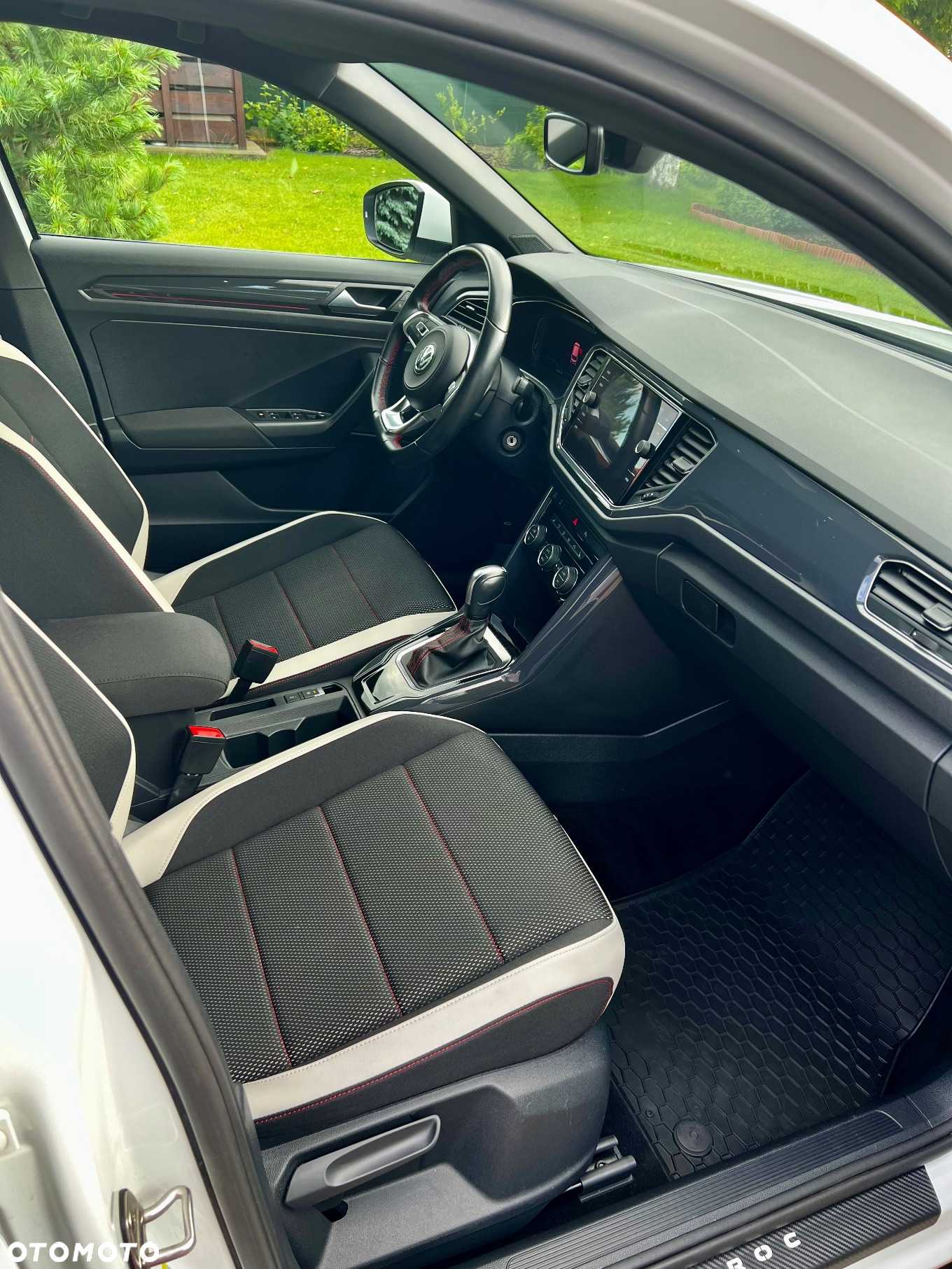 Volkswagen T-Roc 1.5 TSI ACT Premium DSG - 10