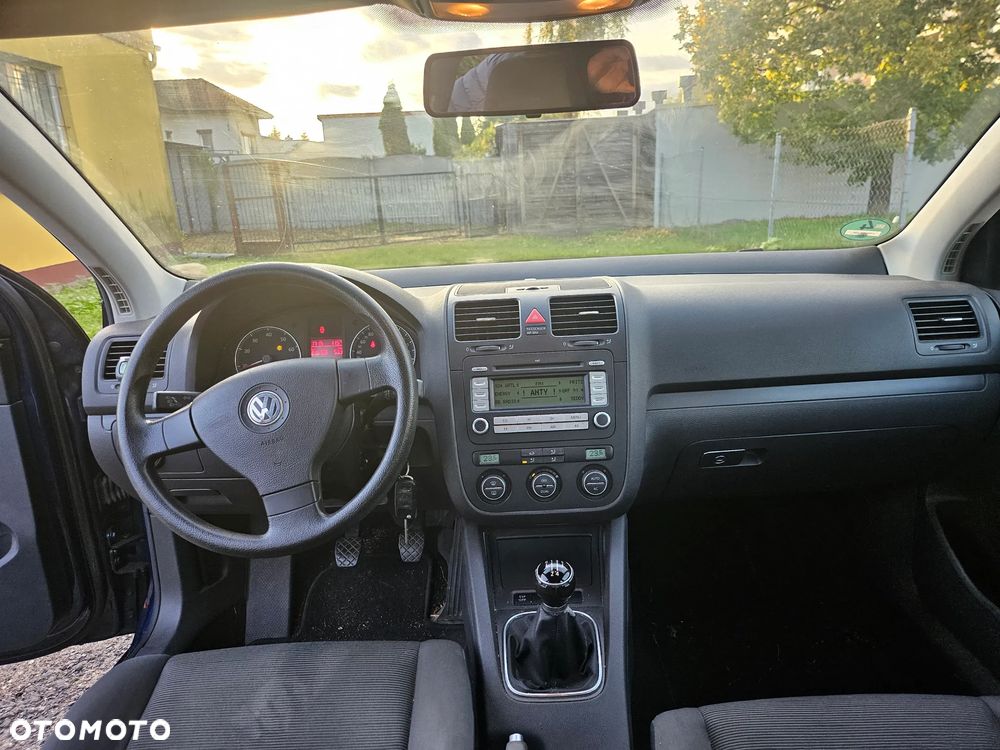 Volkswagen Golf - 13