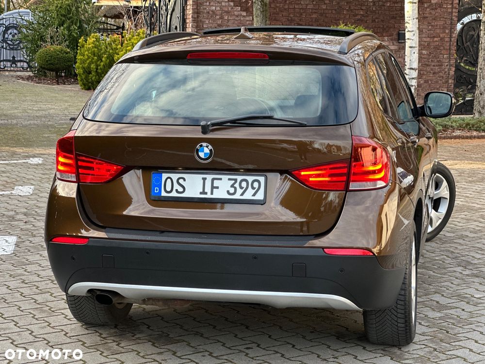 BMW X1 sDrive18i Sport Line - 14