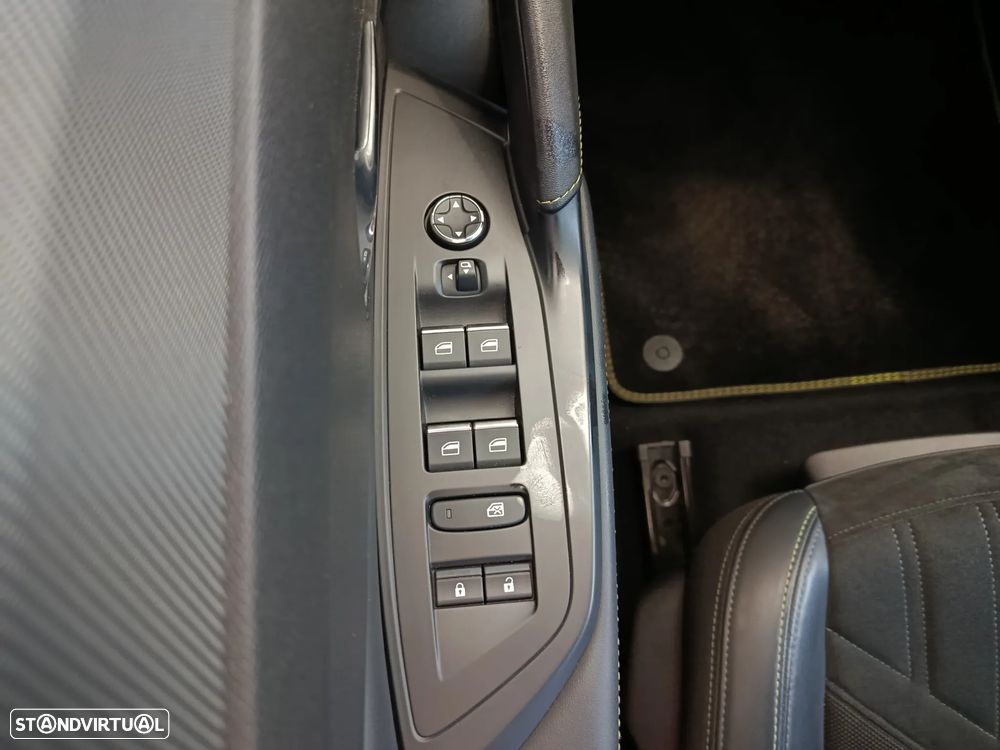 Peugeot 308 PureTech 130 EAT8 GT - 11