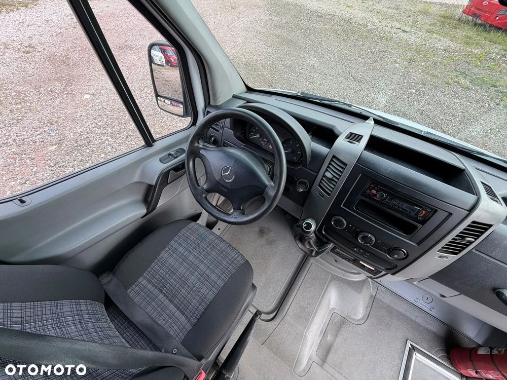 Mercedes-Benz Sprinter 516 - 18