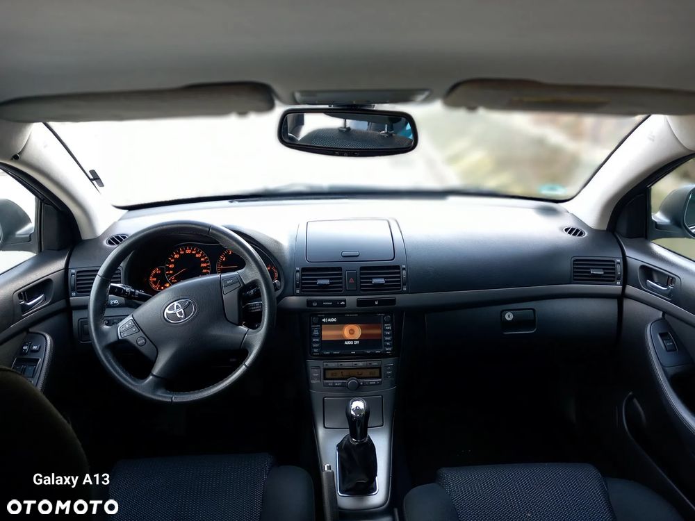 Toyota Avensis 2.0 VVT-i Executive - 7