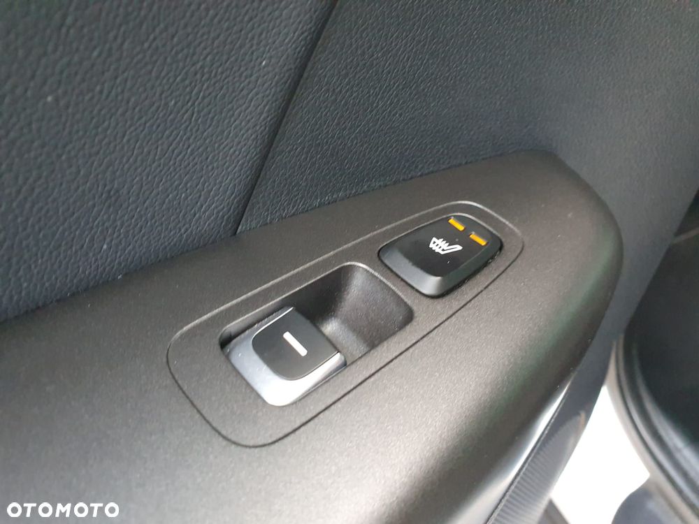 Kia Sportage 1.6 T-GDI AWD VISION - 16