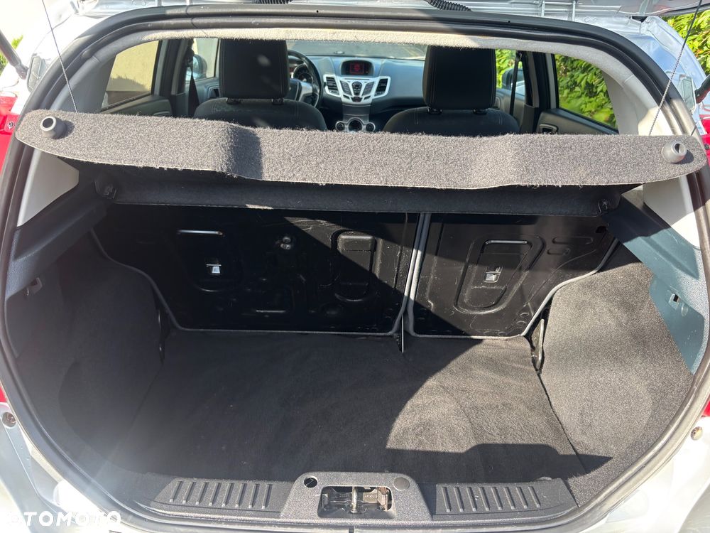 Ford Fiesta 1.4 Titanium - 21