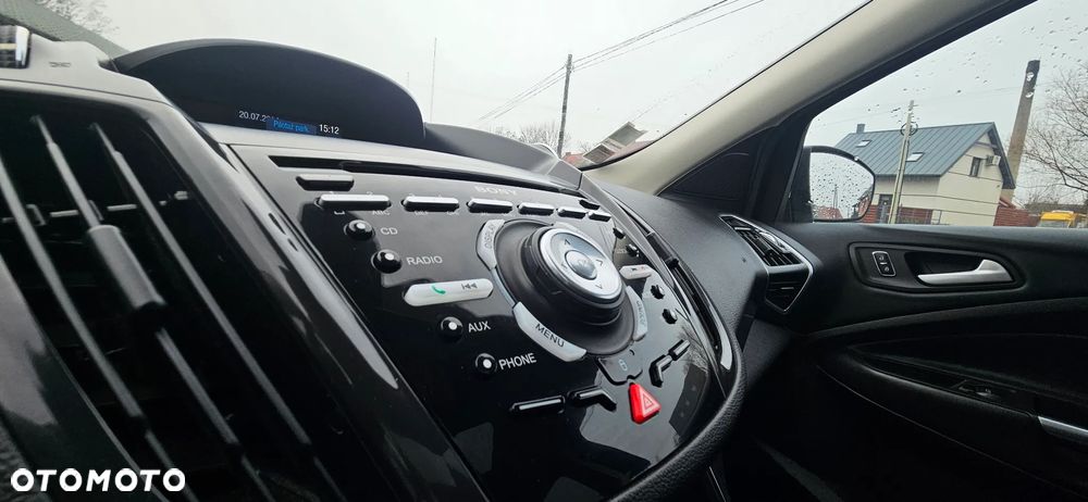 Ford Kuga 2.0 TDCi 2x4 Titanium - 18