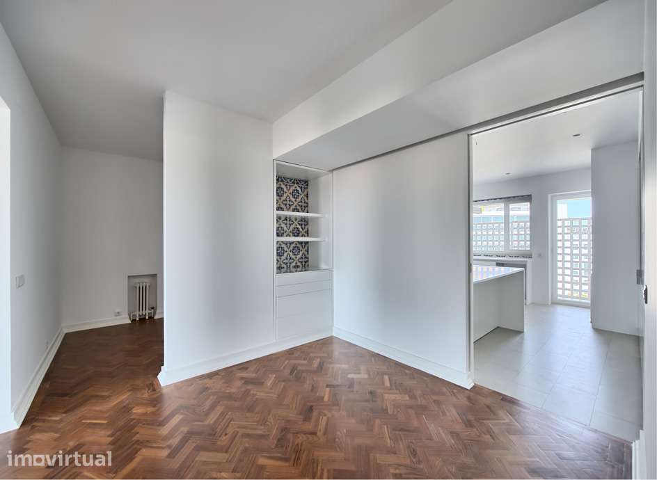 Apartamento T2 Renovado com vista rio nas Amoreiras - Grande imagem: 5/13