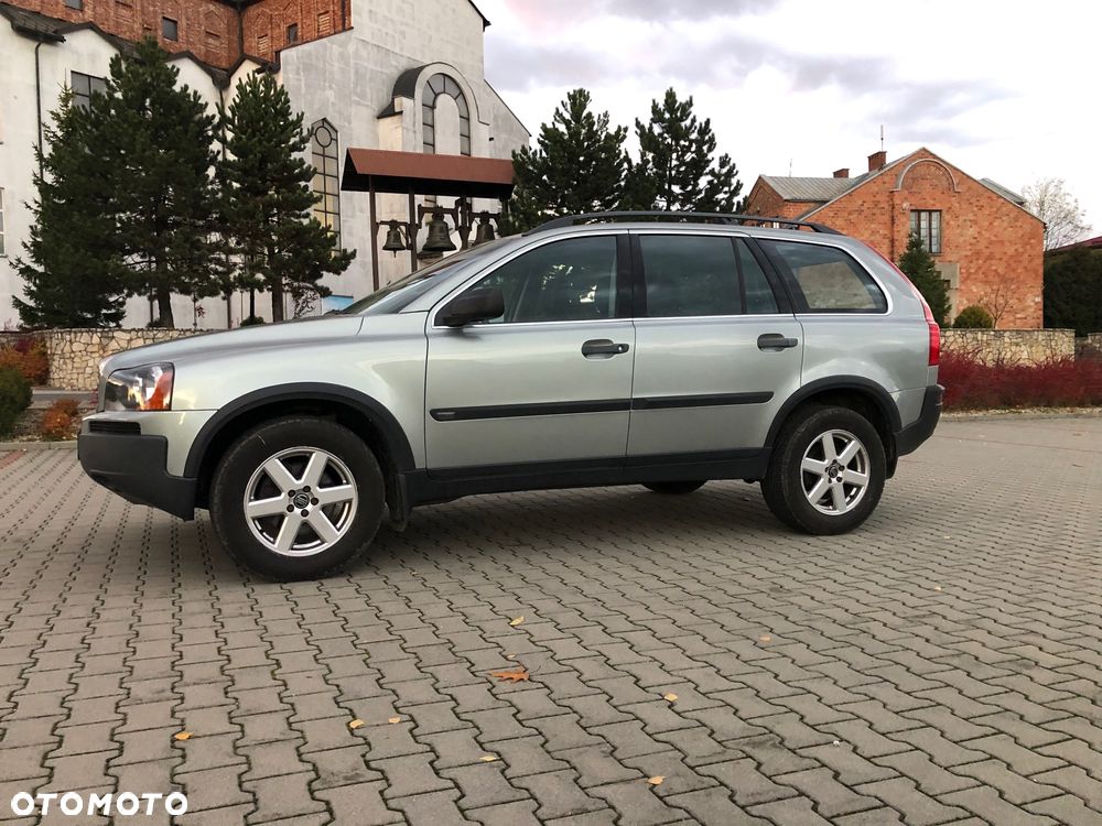 Volvo XC 90 2.5T AWD Momentum - 5