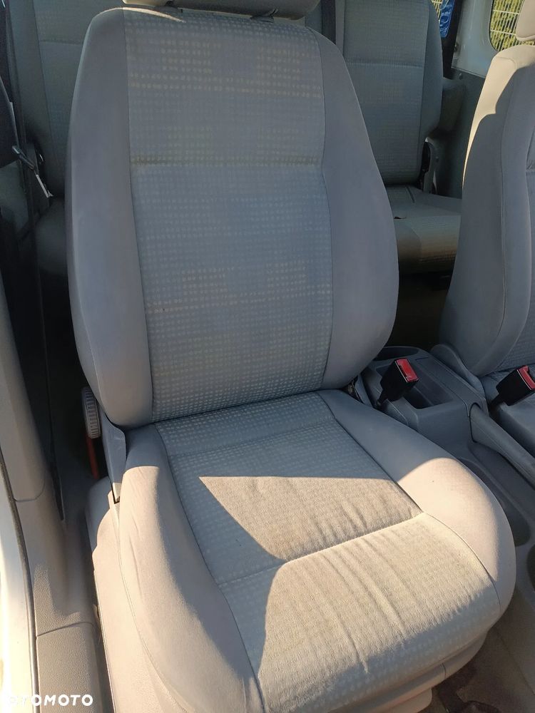 Volkswagen Caddy - 15