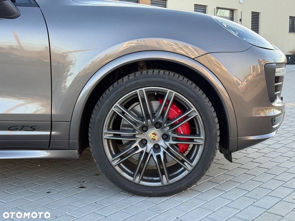 Porsche Cayenne GTS Tiptronic S - 3