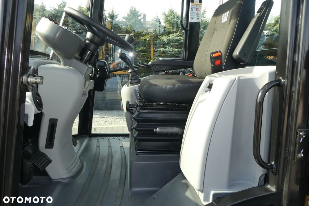 Caterpillar 906M Z NIEMIEC CENTRANE SMAROWANIE - 23