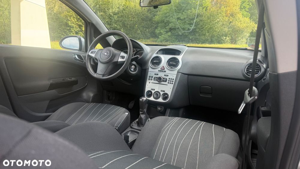 Opel Corsa 1.4 16V Color Edition - 8
