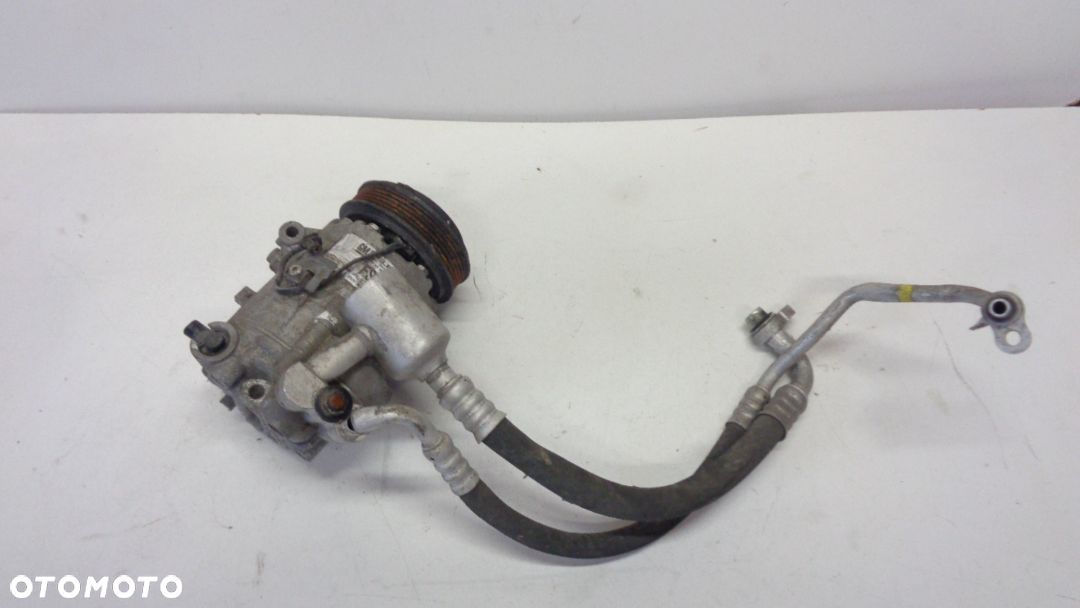 SPRĘŻARKA KLIMATYZACJI DELPHI OPEL ASTRA ZAFIRA INSIGNIA 401351739 - 1