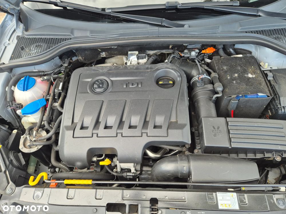 Skoda Yeti 2.0 TDI DPF 4x4 Edition DSG - 19