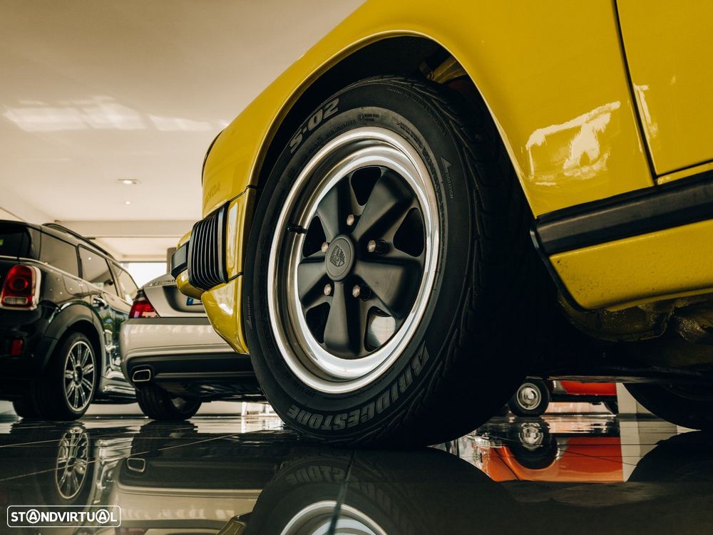 Porsche 911 Série G 3.0 Carrera Targa - 15