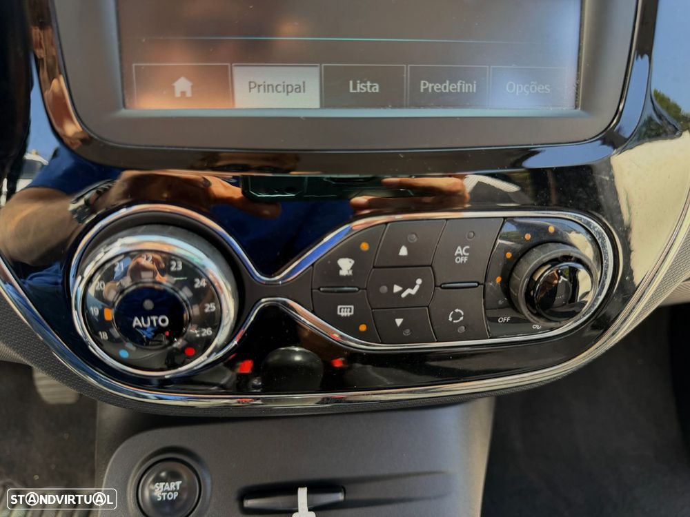 Renault Captur - 29