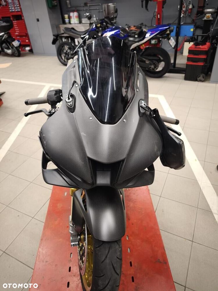 Honda CBR - 9