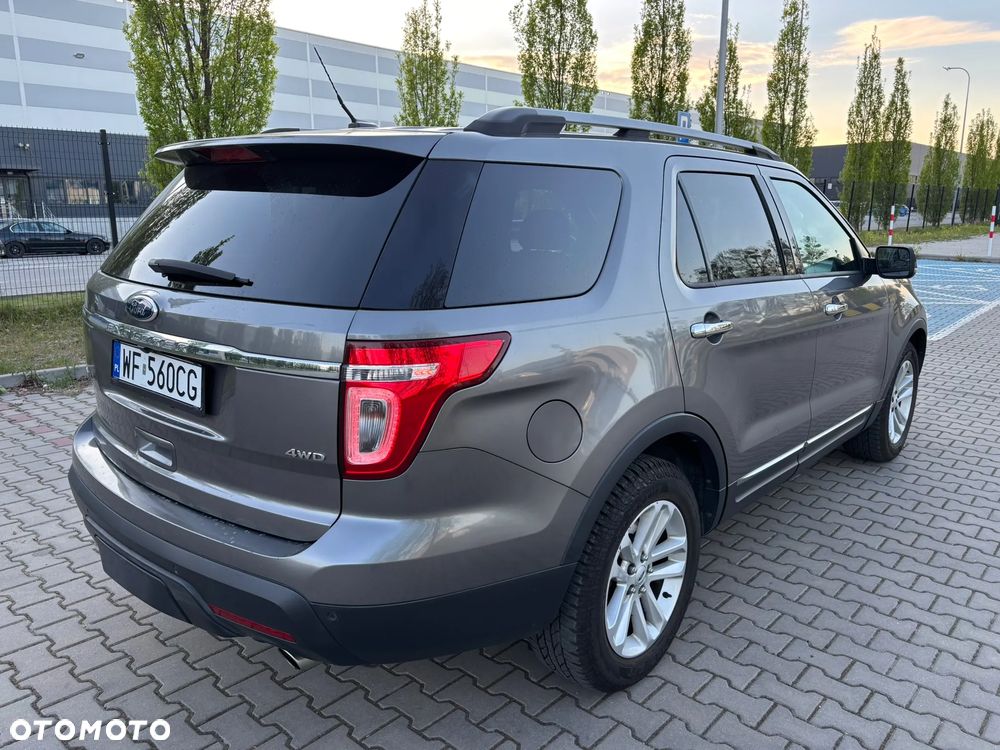 Ford Explorer - 1