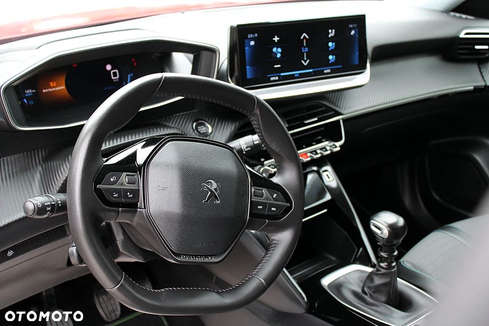Peugeot 2008 - 21