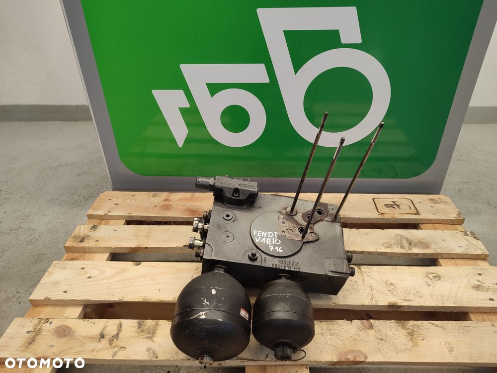 Zawór hydrauliczny FENDT 716 VARIO (03041371) - 1