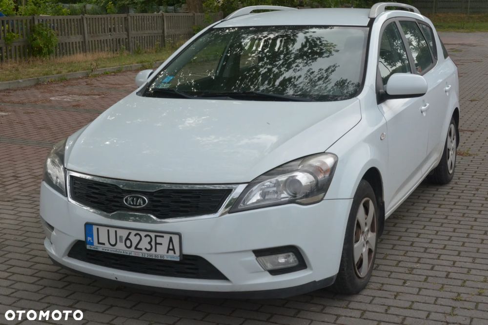 Kia Ceed 1.6 Crdi Comfort - 1
