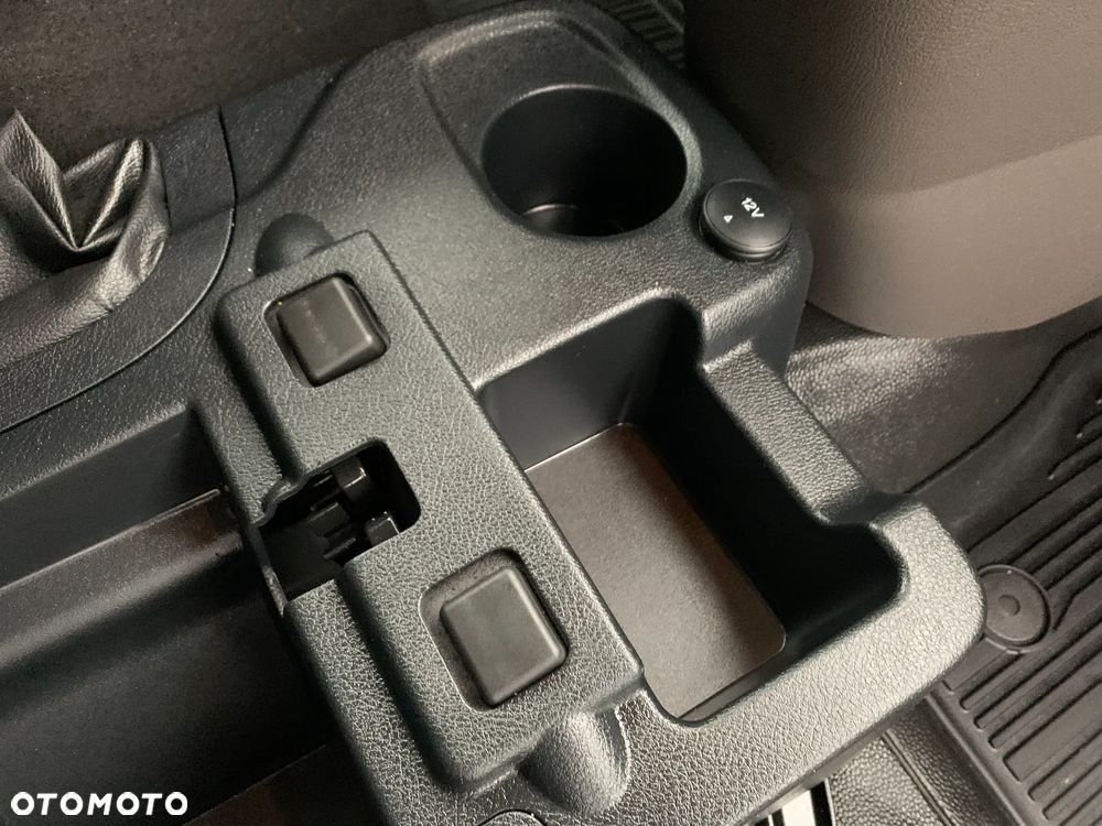 Ford Transit Connect VAN L2 Long Maxi 3 osobowy, 6 biegów, Ładowność 690kg, 2 Euro Palety, Homologacja cięż. VAT-1 - 19