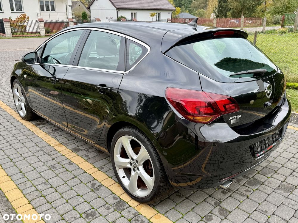 Opel Astra 1.4 Turbo - 16