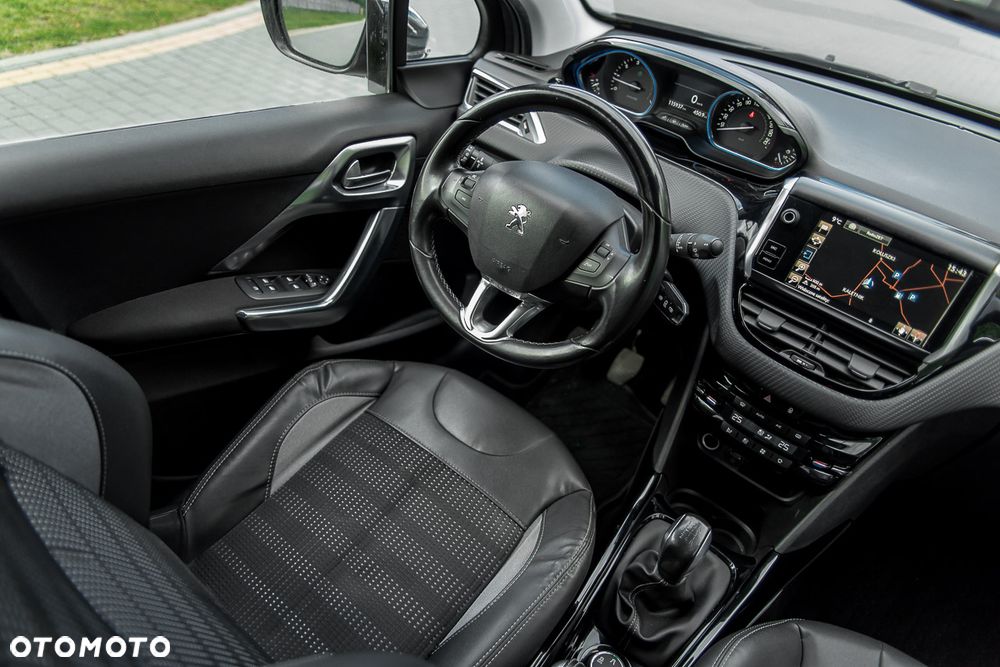 Peugeot 2008 1.6 VTi Allure - 25