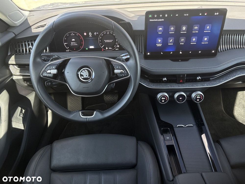 Skoda Superb 2.0 TDI SCR 4x4 Selection DSG - 12