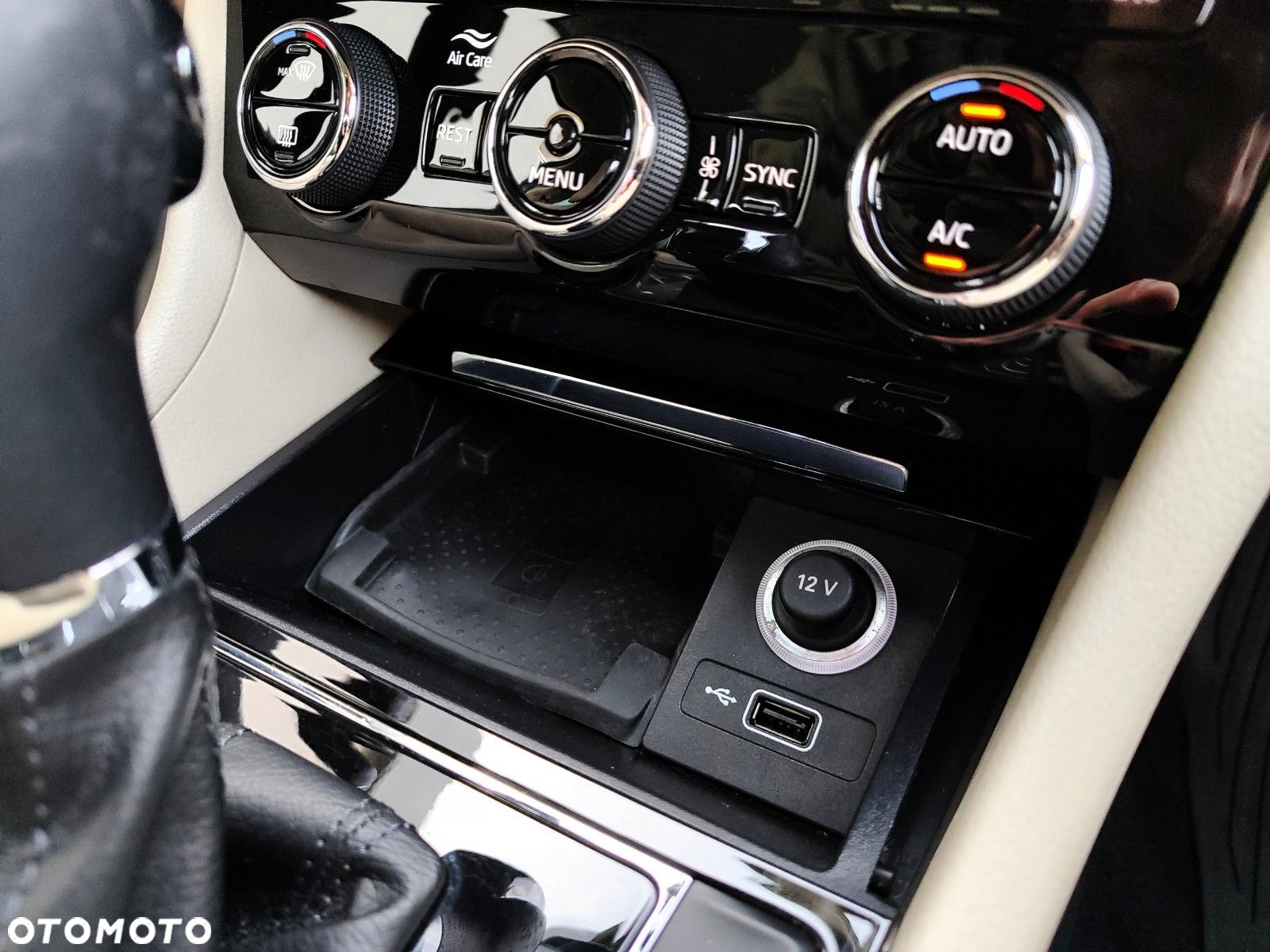 Skoda Superb 2.0 TSI 4x4 L&K DSG - 24