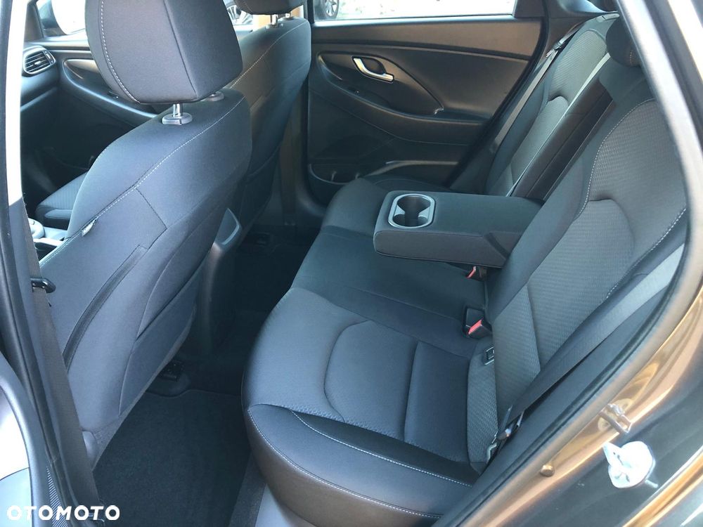 Hyundai i30 - 24