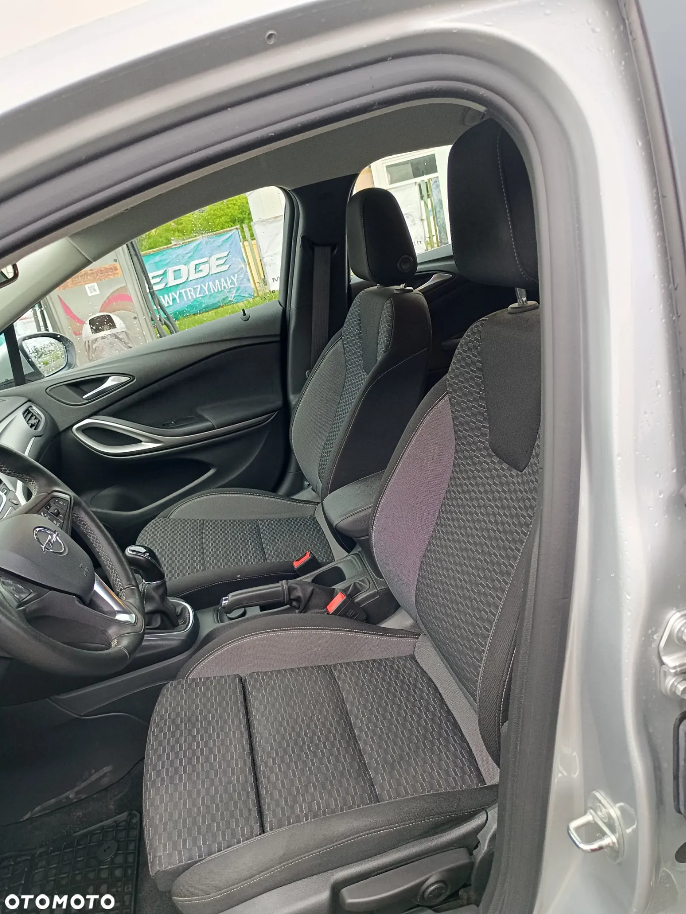 Opel Astra V 1.2 T Elegance S&S - 30