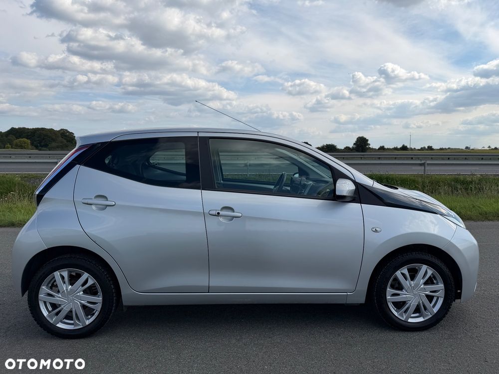 Toyota Aygo 1.0 VVT-i Sprint EU6 - 10