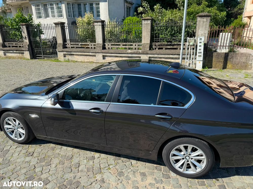 BMW Seria 5 520d - 3