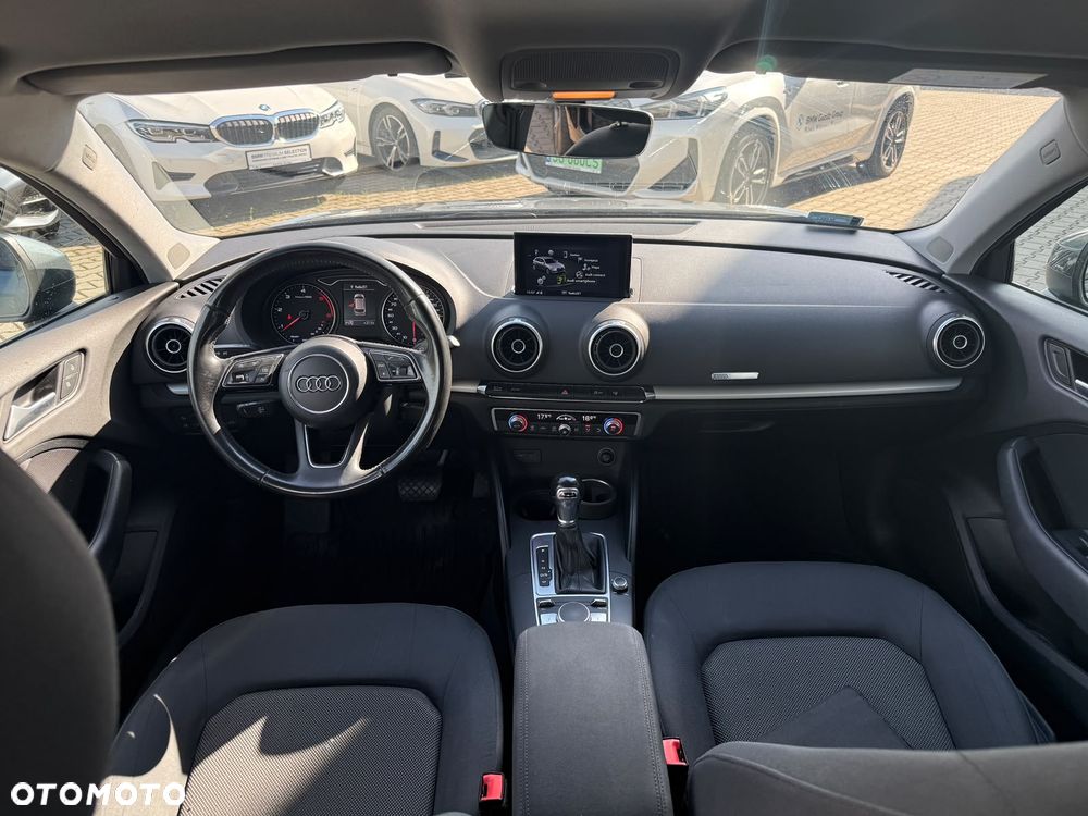 Audi A3 Sportback 1.6 TDI S tronic - 5