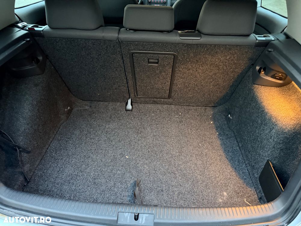 Volkswagen Golf 1.6 Trendline - 13
