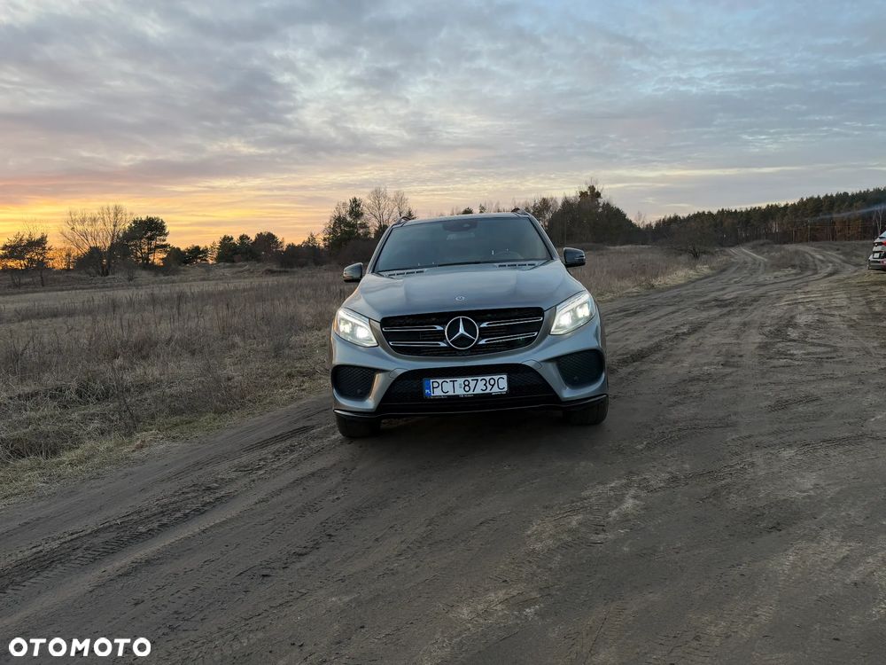 Mercedes-Benz GLE - 10
